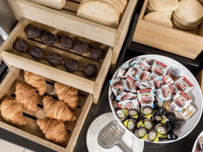 Holiday Inn Express Birmingham Star City by IHG