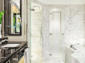 The Ritz-Carlton, Berlin