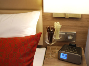 Dom Hotel Am Römerbrunnen