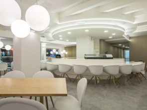 Merchant's Crown Suites and Spa