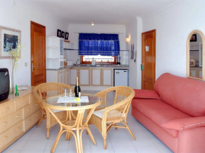 Apartamentos Playa Delphin