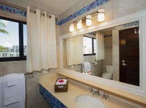 Sapphire Beach Resort