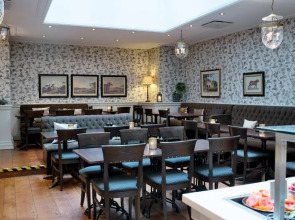 Home Hotel Bastion - Dinner included