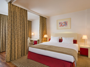 Mamaison Residence Diana