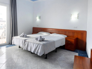 Clipper Affiliated by FERGUS "Youth Recommended"