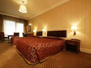 Taksim Metropark Hotel