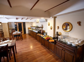 Otel Tahir Aga Konagi