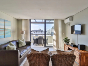 Отель Whale Coast All-Suite-Hotel