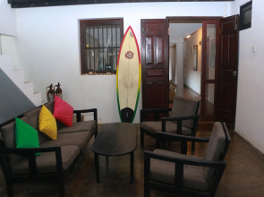 Curry Bowl Restaurant & Turtles Rest