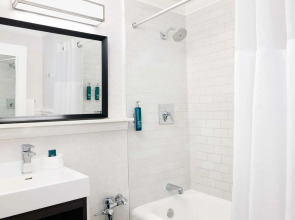 Отель Hilton Boston Park Plaza