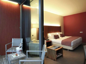 Sofitel Barcelona Skipper