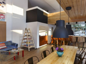 STAY Rhodes HoStel & Bar