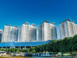 CSuites at 8 Newtown Residences