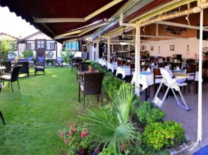 Blu Brezza Marine Hotel