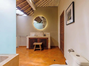 Flor Villa by Betterplace