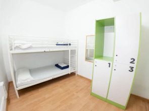 Sant Jordi Hostel Alberg