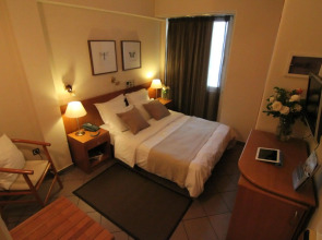 Отель Achillion 