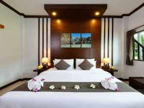 Phangan Bayshore Resort