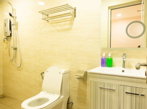 The Crown Hotel Klia