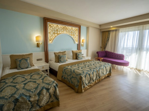 J'adore Deluxe Hotel & Spa