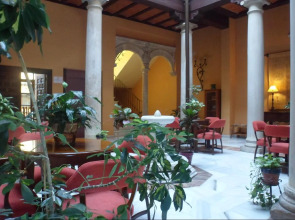 Hotel María de Molina