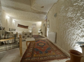 Melek Cave Hotel