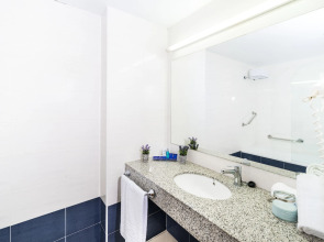 Aparthotel Costa Encantada