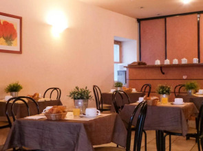 Logis Hôtel Saint Jacques