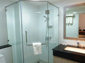 Methavalai Residence