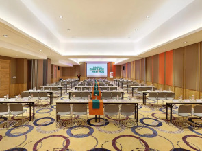 HARRIS Hotel & Residence Riverview Kuta Bali