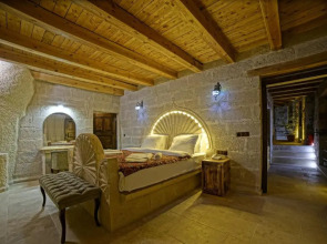 Zeus Cave Suites