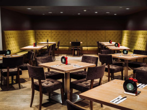 Отель Pentahotel Reading