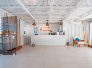 Aloe Hotel