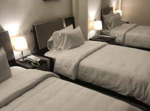 Pyramid Edge Hotel & Exclusive Pyramids View Rooftop