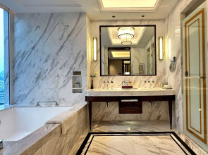 Wyndham Grand Tongren Downtown Hotel