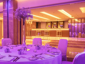 Crowne Plaza Limassol by IHG