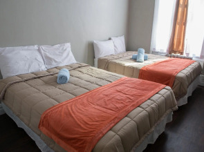 YMCA Greenpoint - Shared Bath