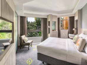 Stanford Hillview Hotel