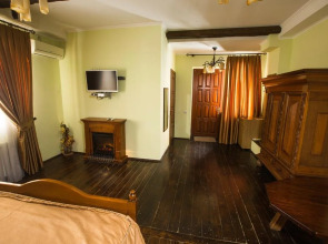 Отель Magnat Lux