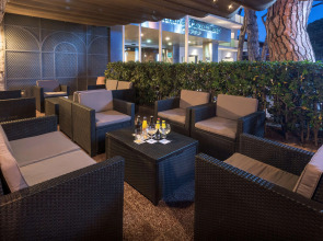 Отель Ciudad de Castelldefels