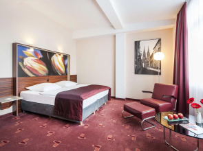 Premier Inn Köln City Mediapark