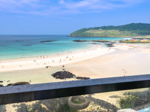 Aimi Jeju Beach Hotel