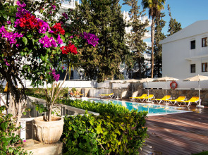 Apartamentos Montemayor