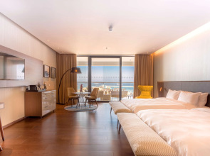 Radisson Blu Hotel, Larnaca