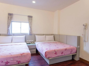 Ruei Gung Business Hotel