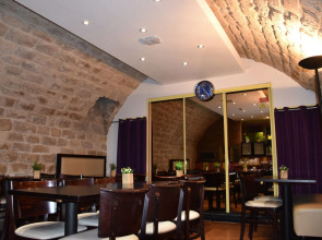 Отель Absolute Paris République