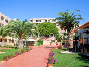 Auramar Beach Resort