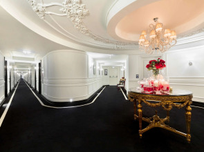 DoubleTree by Hilton Hotel Izmir Airport