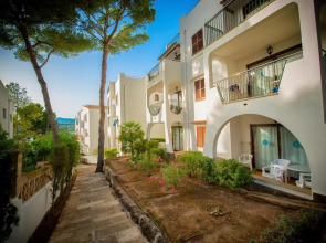 Flipflop Surfing Playa Apartments