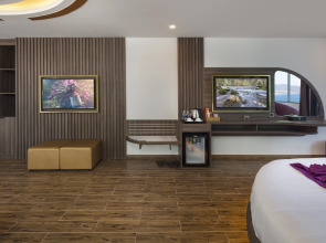 V Hotel Nha Trang